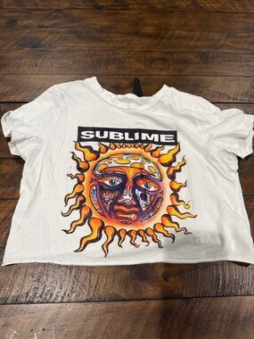 Women's White Short-Sleeve Crewneck Top